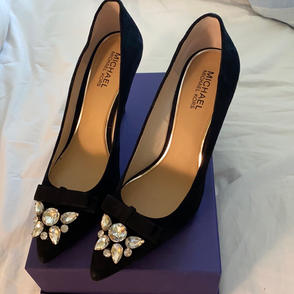 Michael Kors Gorgeous Black Suede Crystal Pumps Neverused